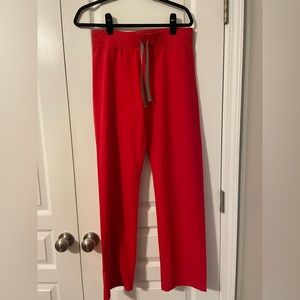 Figs Small Pop Red Livingston